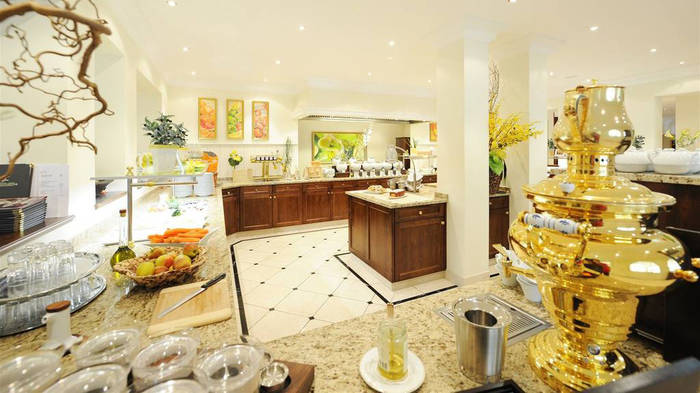 ***** Grandhotel Lienz 9900 Lienz Lienzer Dolomitenin
